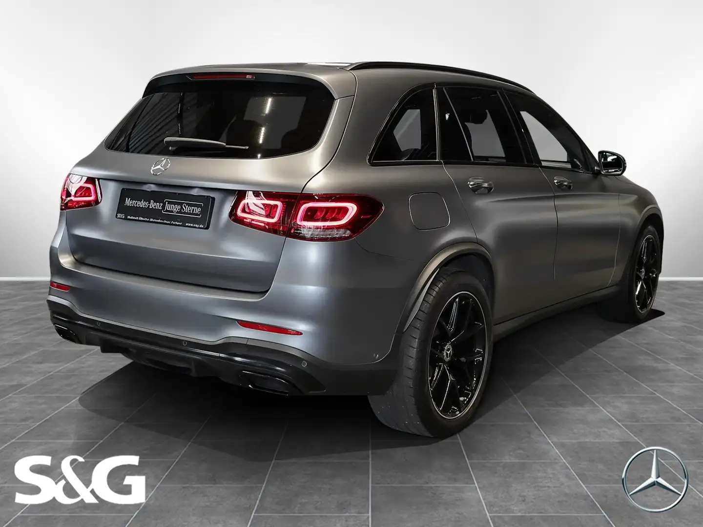 Mercedes-Benz GLC 400 d 4M AMG AHK+PANO+HEADUP+DISTRO+LED+20" Gris - 2