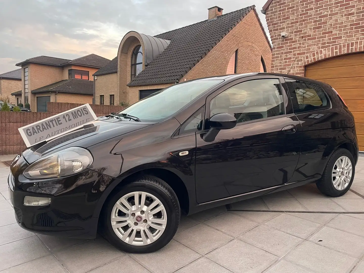 Fiat Punto 🏴Punto 1.2i Lounge⚠️GARANTIE 12 MOIS⚠️ - 1
