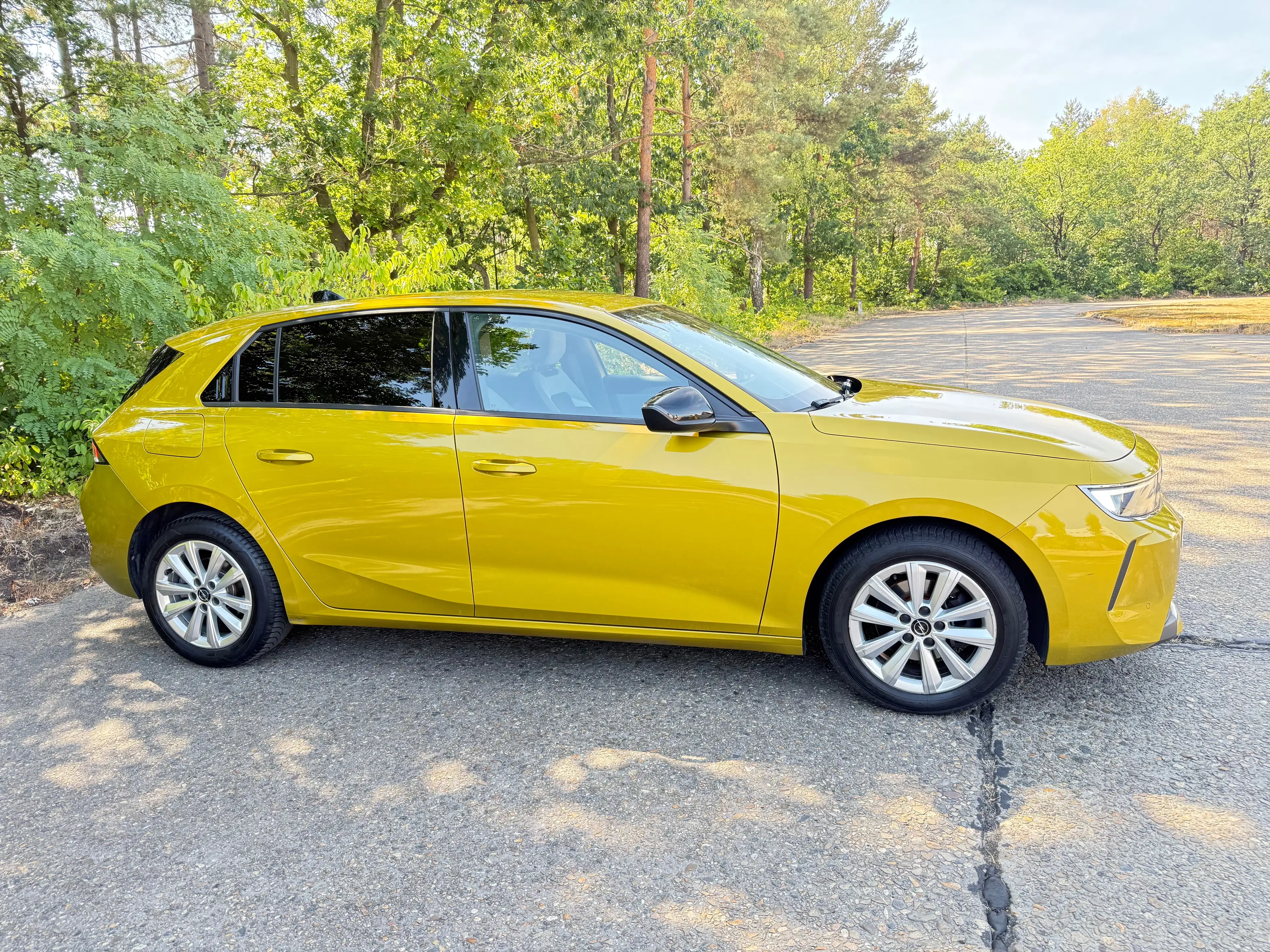 Opel Astra Astra 1.2 Turbo Elegance S/S (EU6.4) — photo 6