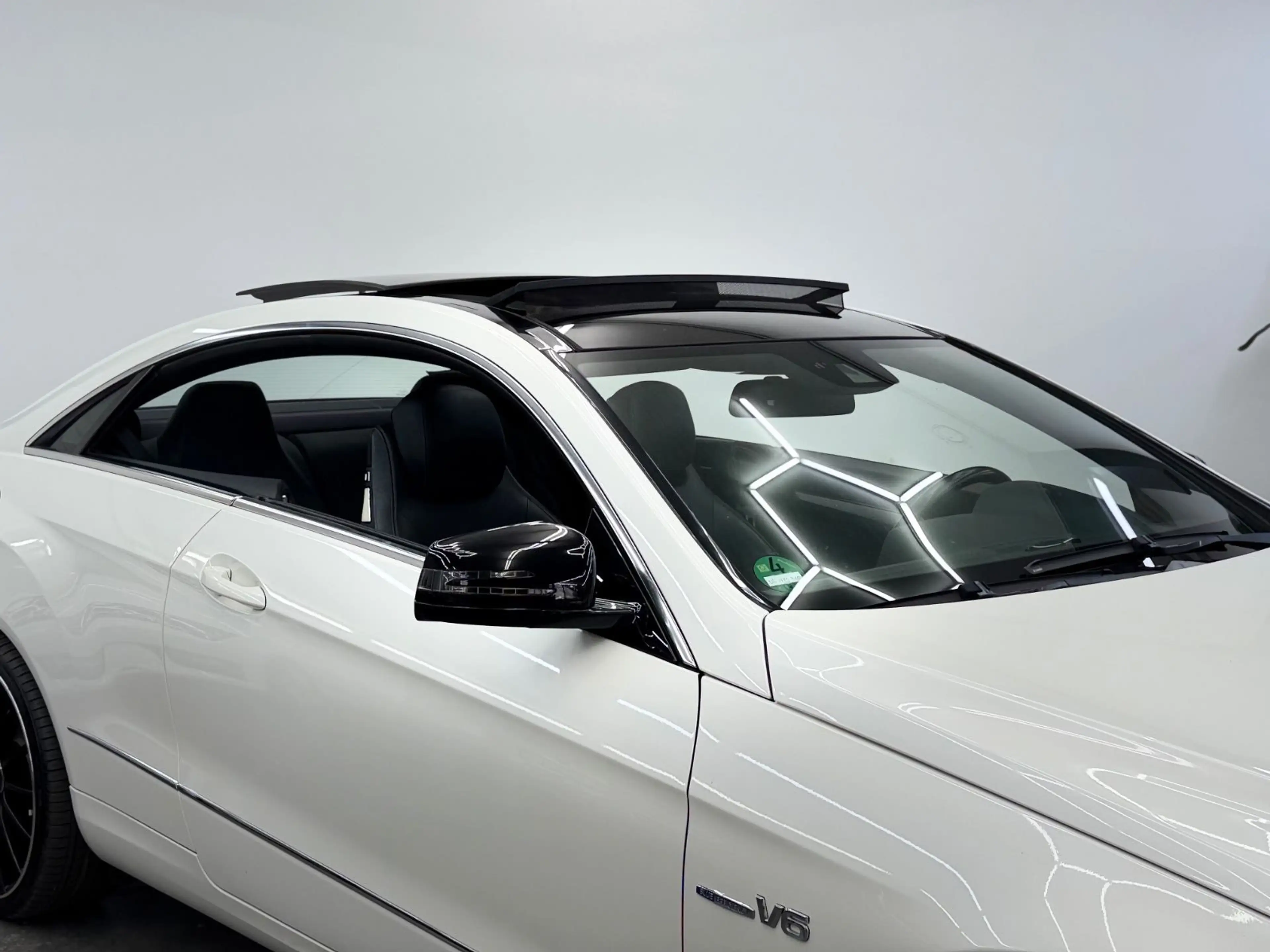 Mercedes-Benz E 350 E Coupe E 350 CDI BlueEfficiency — photo 5