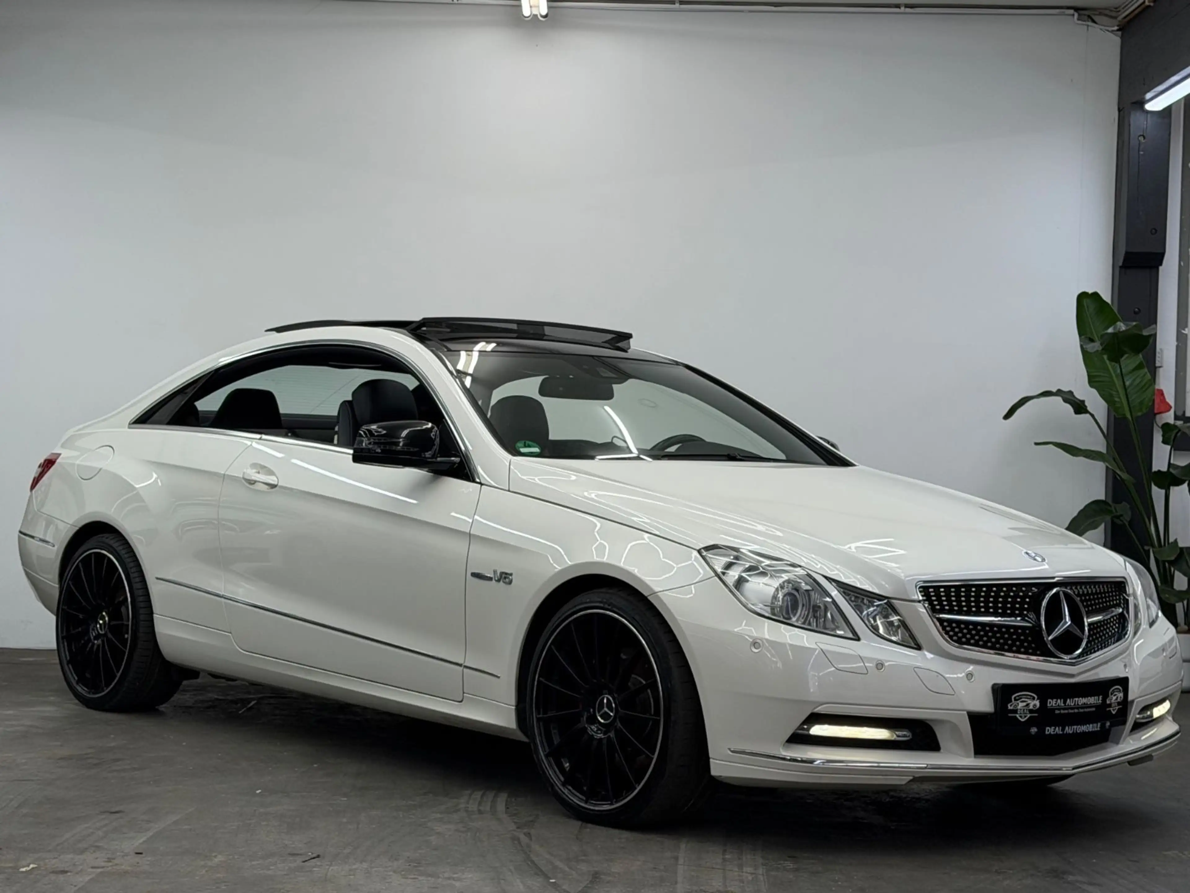 Mercedes-Benz E 350 E Coupe E 350 CDI BlueEfficiency — photo 3