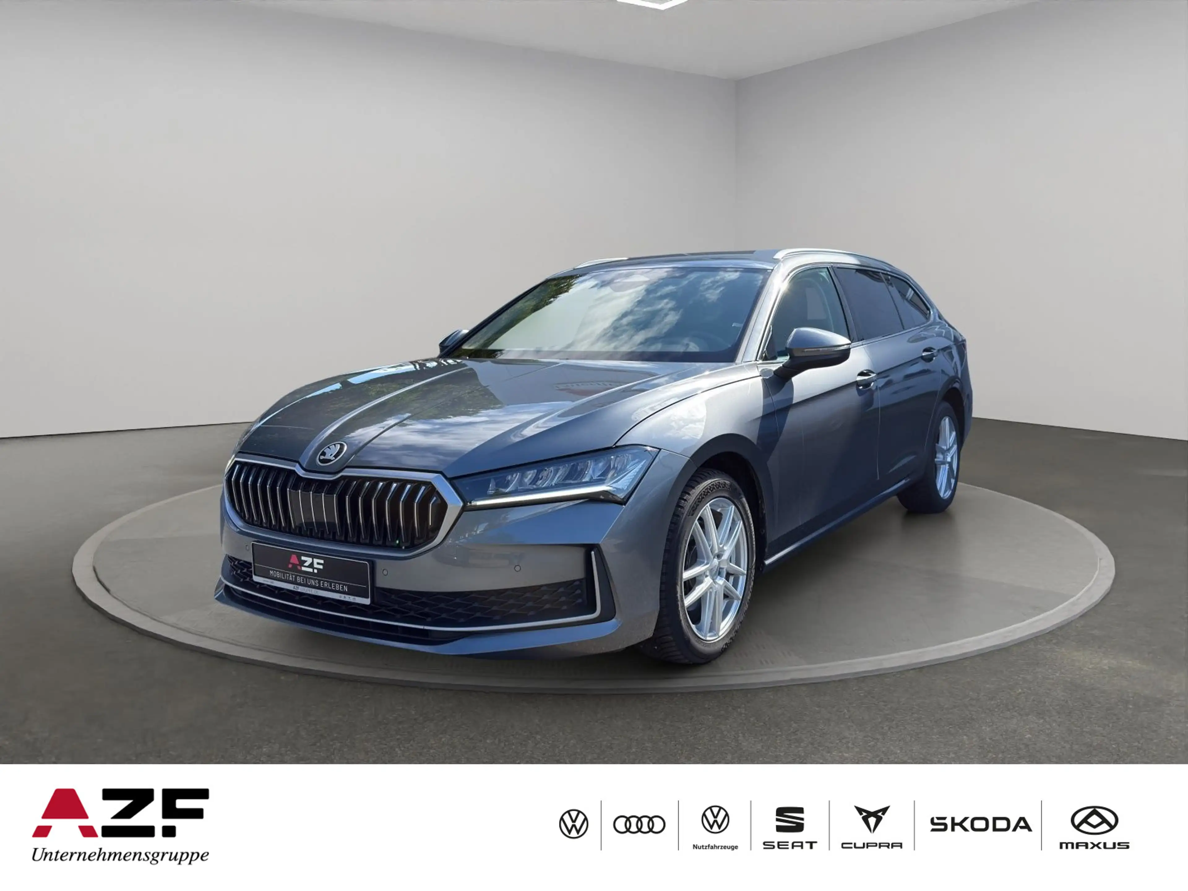 Skoda Superb Combi 1.5 TSI mHEV DSG Selection AHK+NAVI
