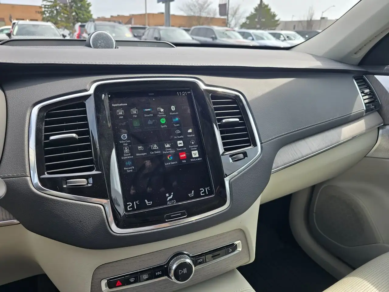 Volvo XC90 снимка Volvo XC90