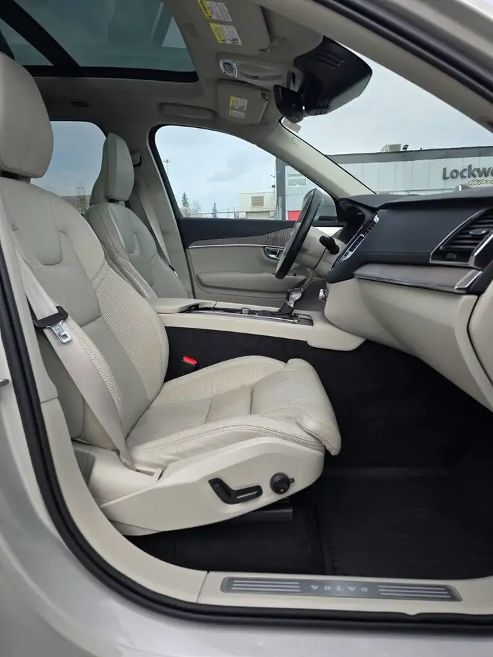 Volvo XC90 снимка Volvo XC90