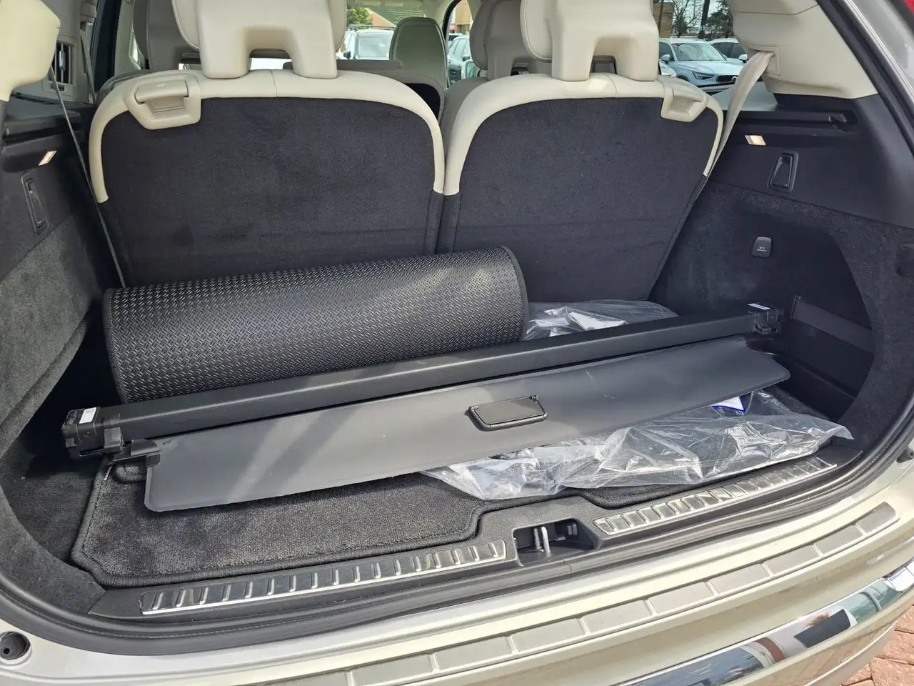 Volvo XC90 снимка Volvo XC90