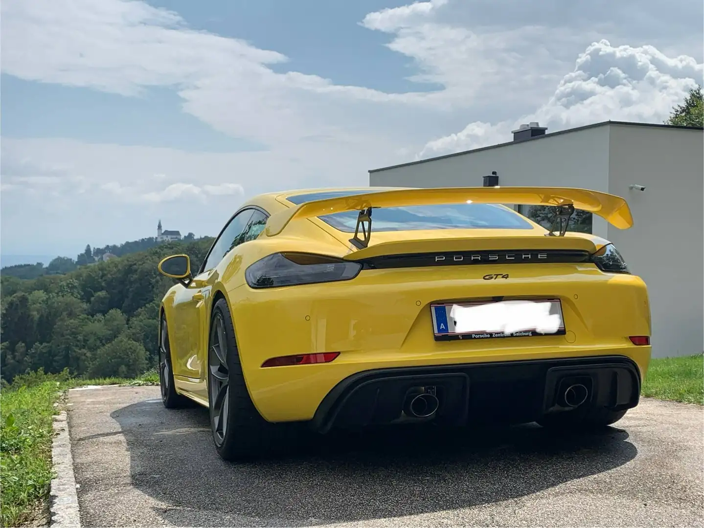 Porsche 718 GT4 Clubsport Gelb - 2