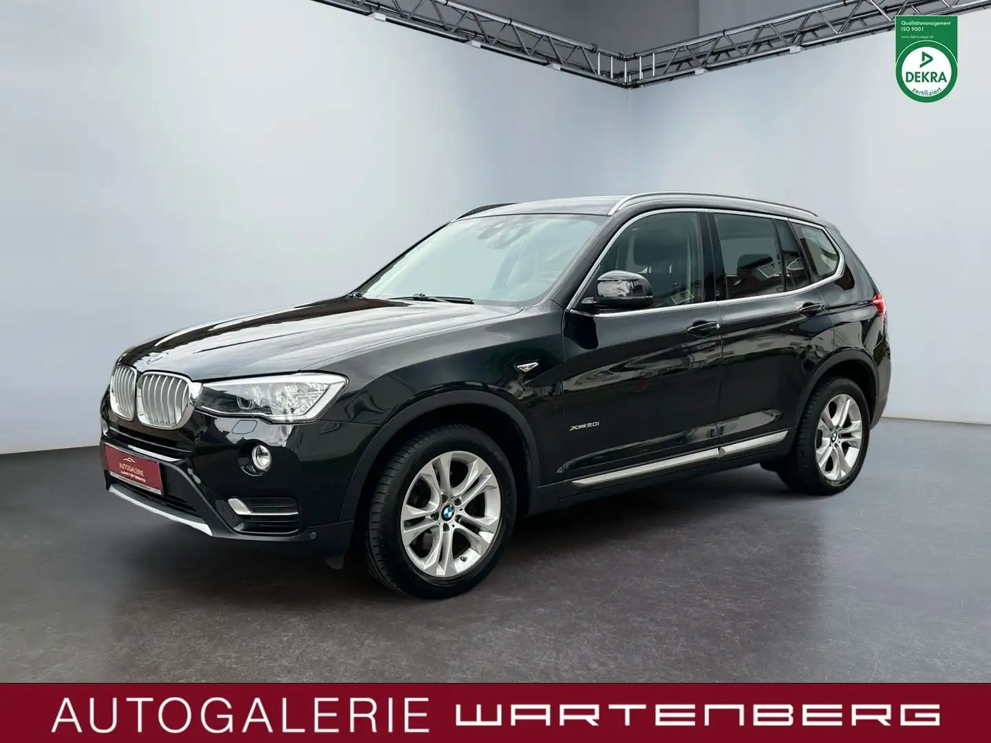 BMW X3 xDrive 20i xLine/LICHTPAKET/NAVI BUSINESS/CAM Schwarz - 1