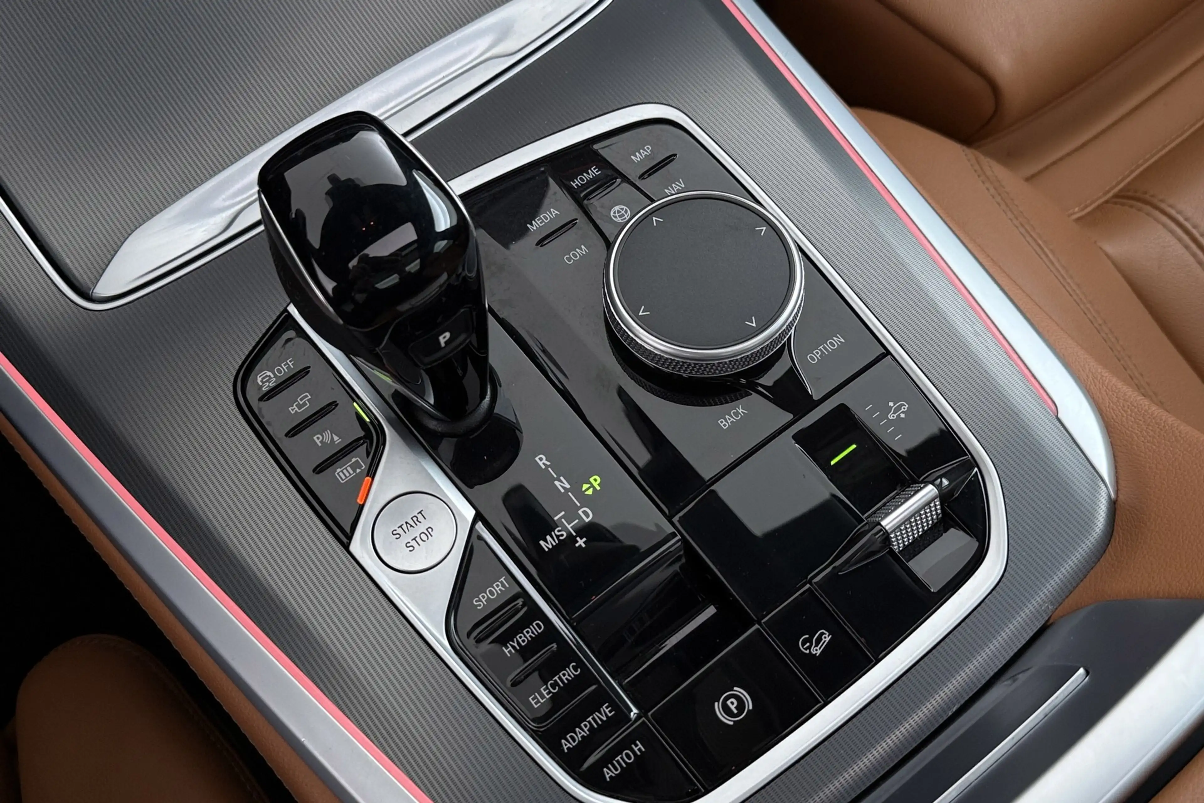 BMW X5 XDrive45e High Executive M-Sport | Uitklap Trekhaa — photo 40