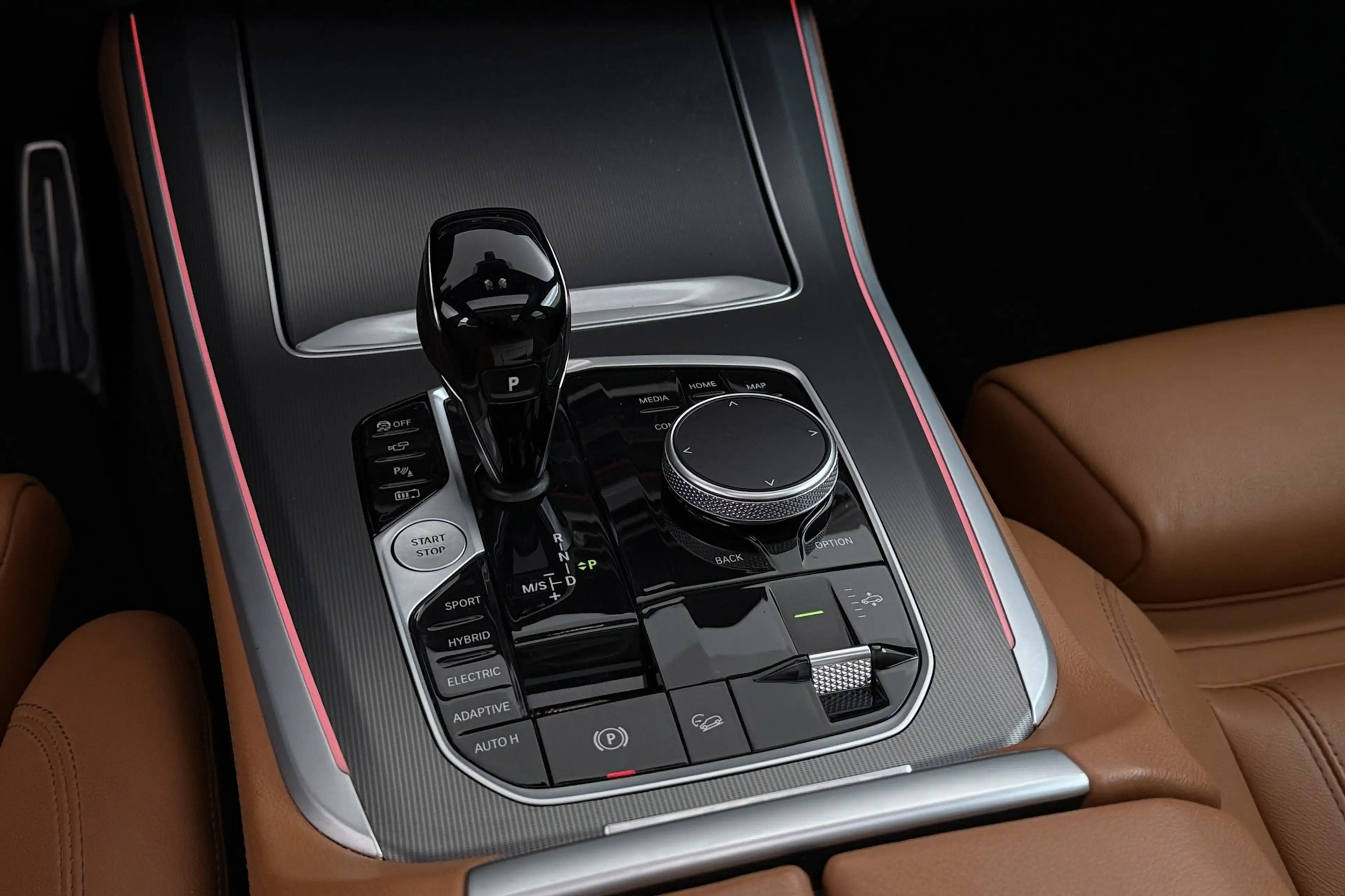 BMW X5 XDrive45e High Executive M-Sport | Uitklap Trekhaa — photo 32