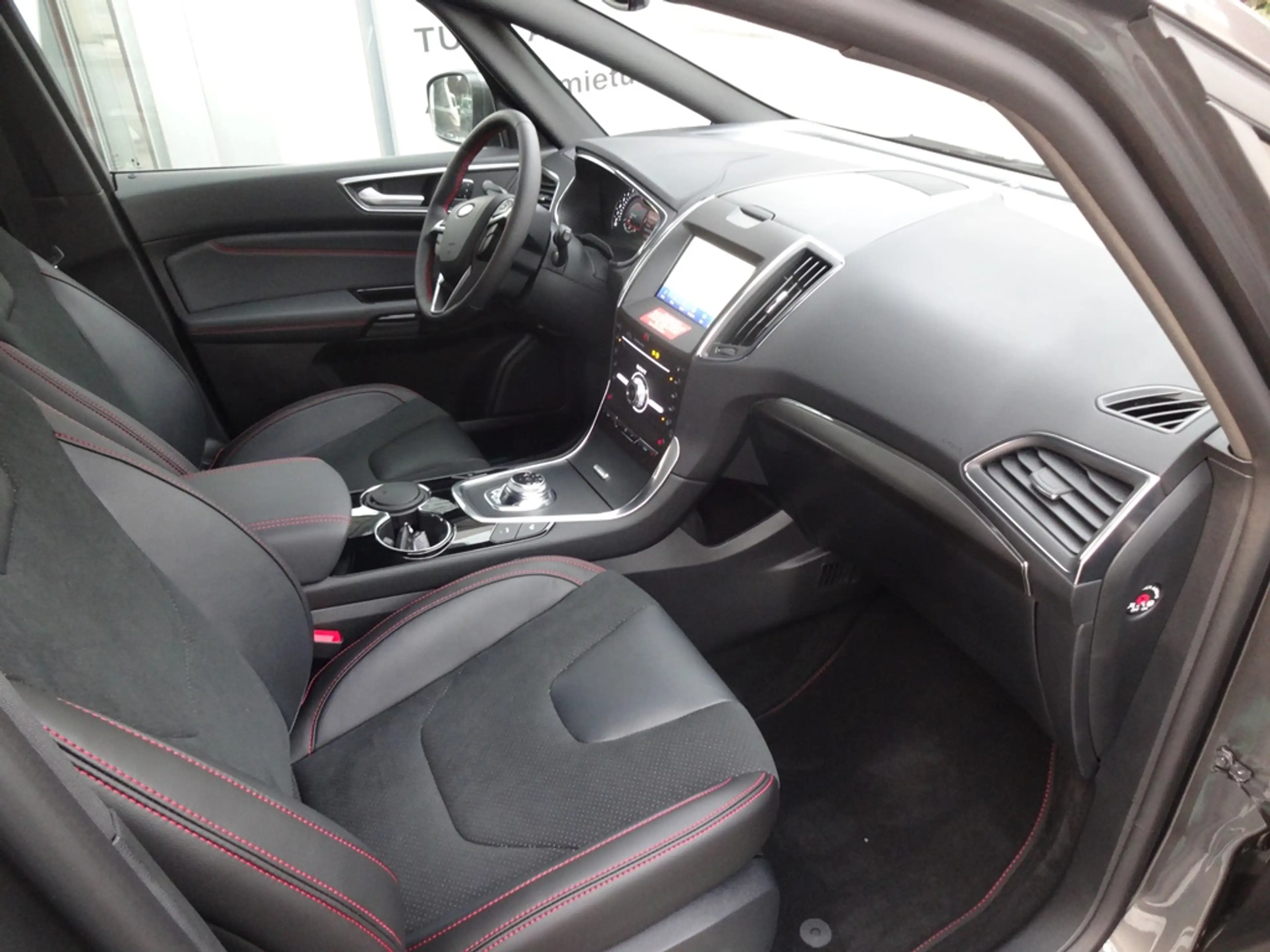 Ford S-Max ST-Line F-HEV mit Businesspaket — photo 13
