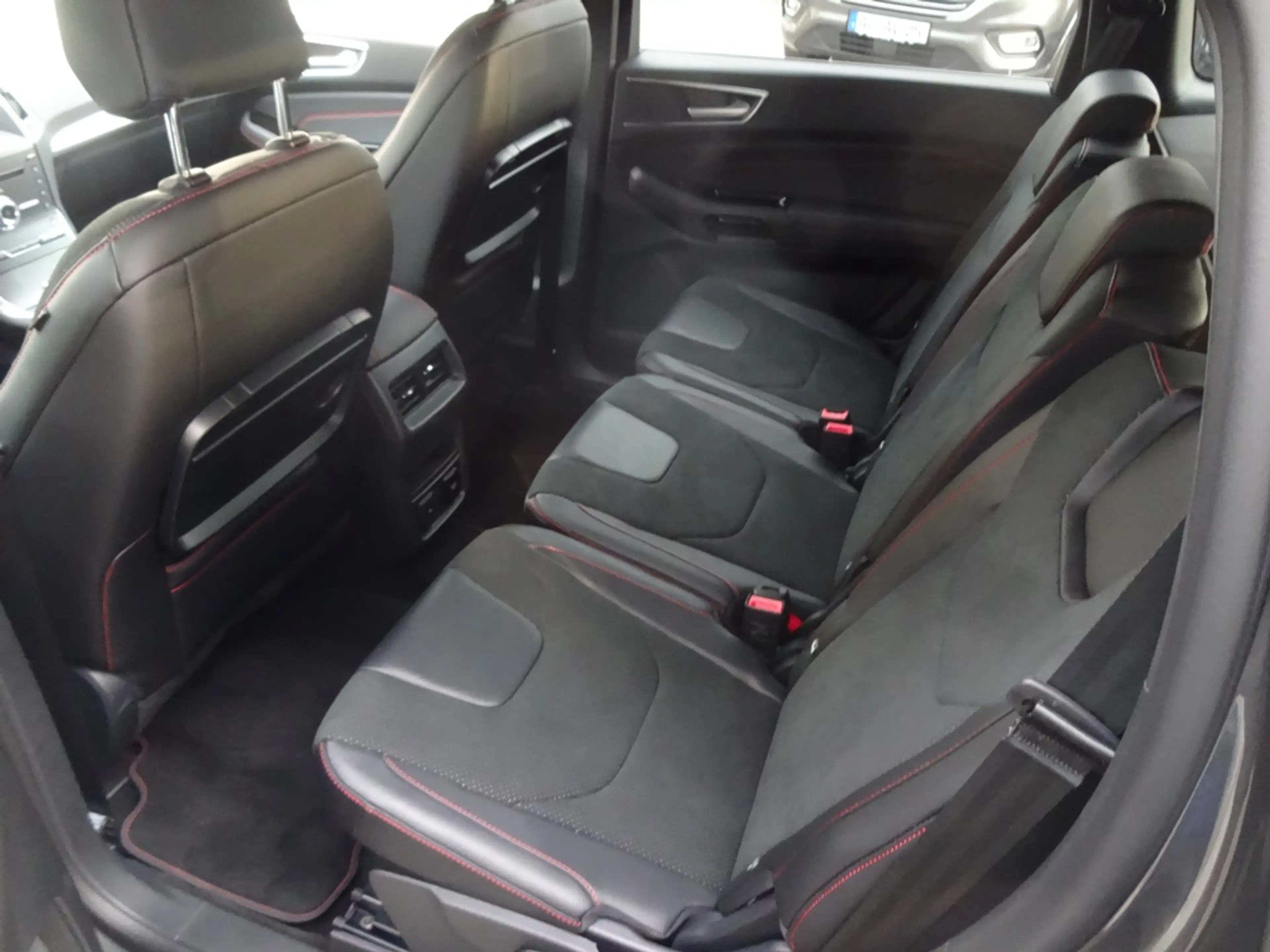 Ford S-Max ST-Line F-HEV mit Businesspaket — photo 11