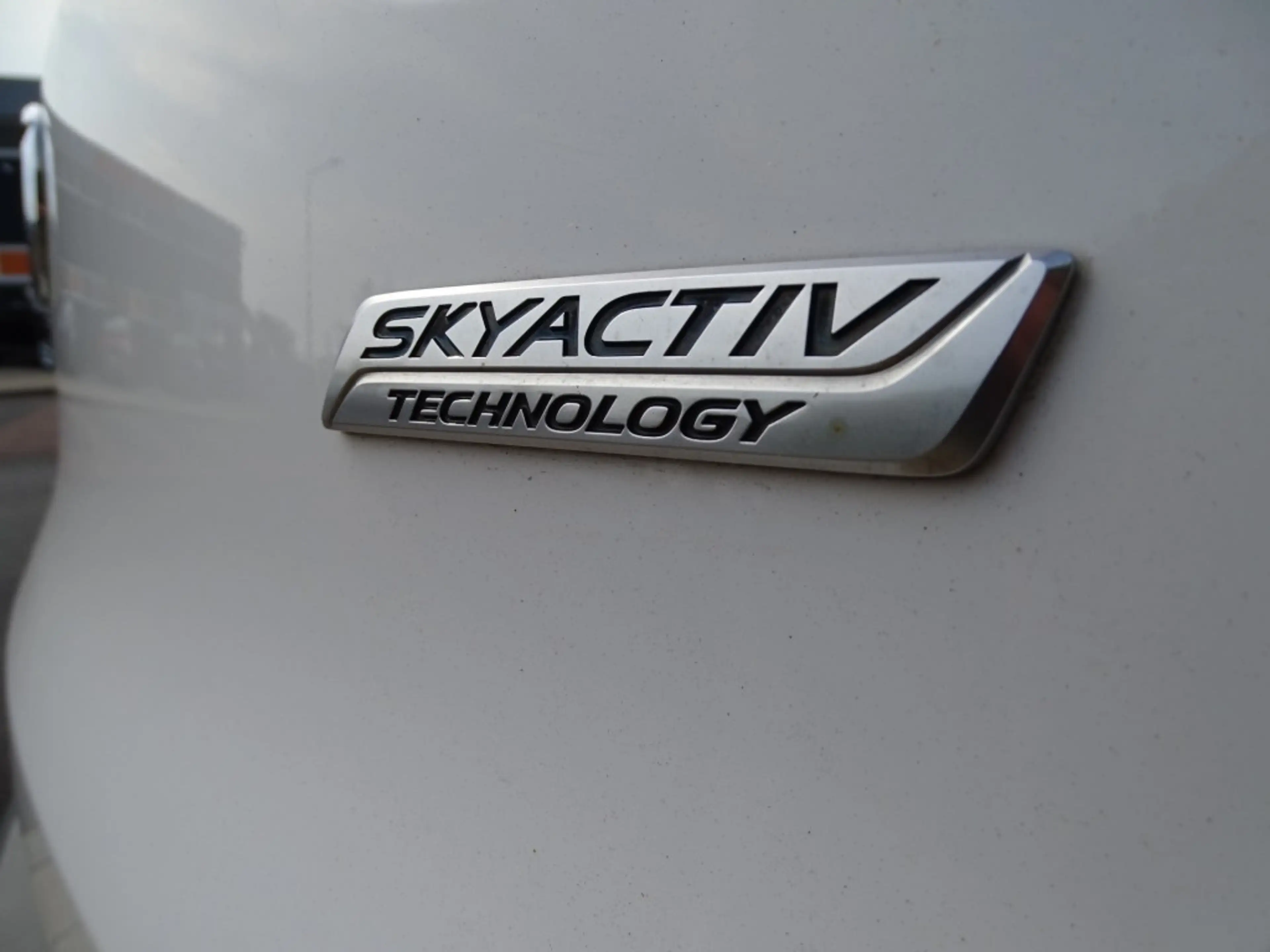 Mazda CX-3 2.0 Skyactive-G 120 TS-Navi-Media-Cruise-Usb-Clima — photo 12