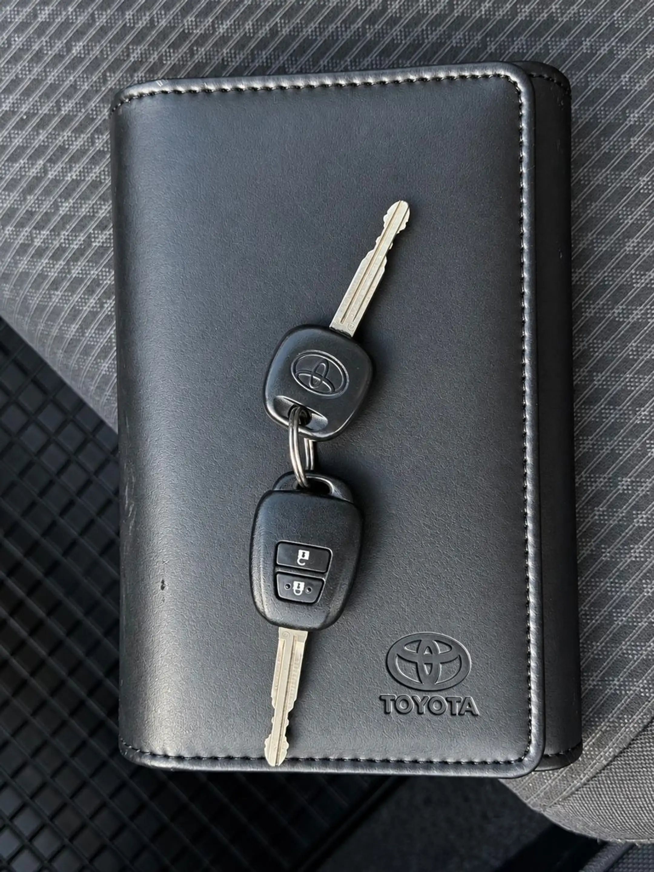 Toyota Verso-S Life Inspektion neu HU Neu Kamera — photo 15