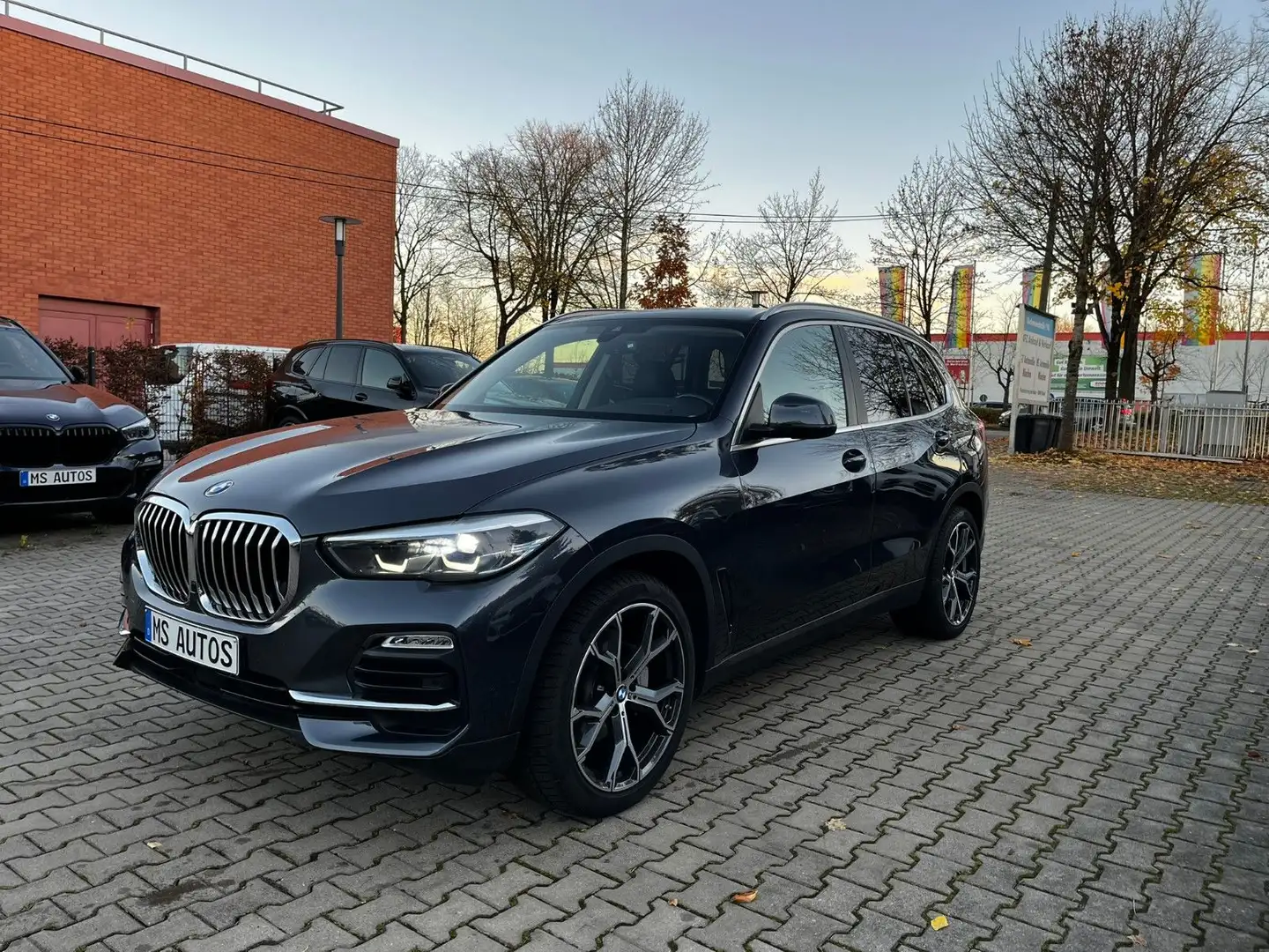 BMW X5 xDr 30d X Line*Panorama*Kamera*Live Cockpit Grau - 1