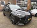 Lexus NX 450h+ AWD Executive Line |PANO|LEER|20 INCH|HUD Schwarz - thumbnail 2