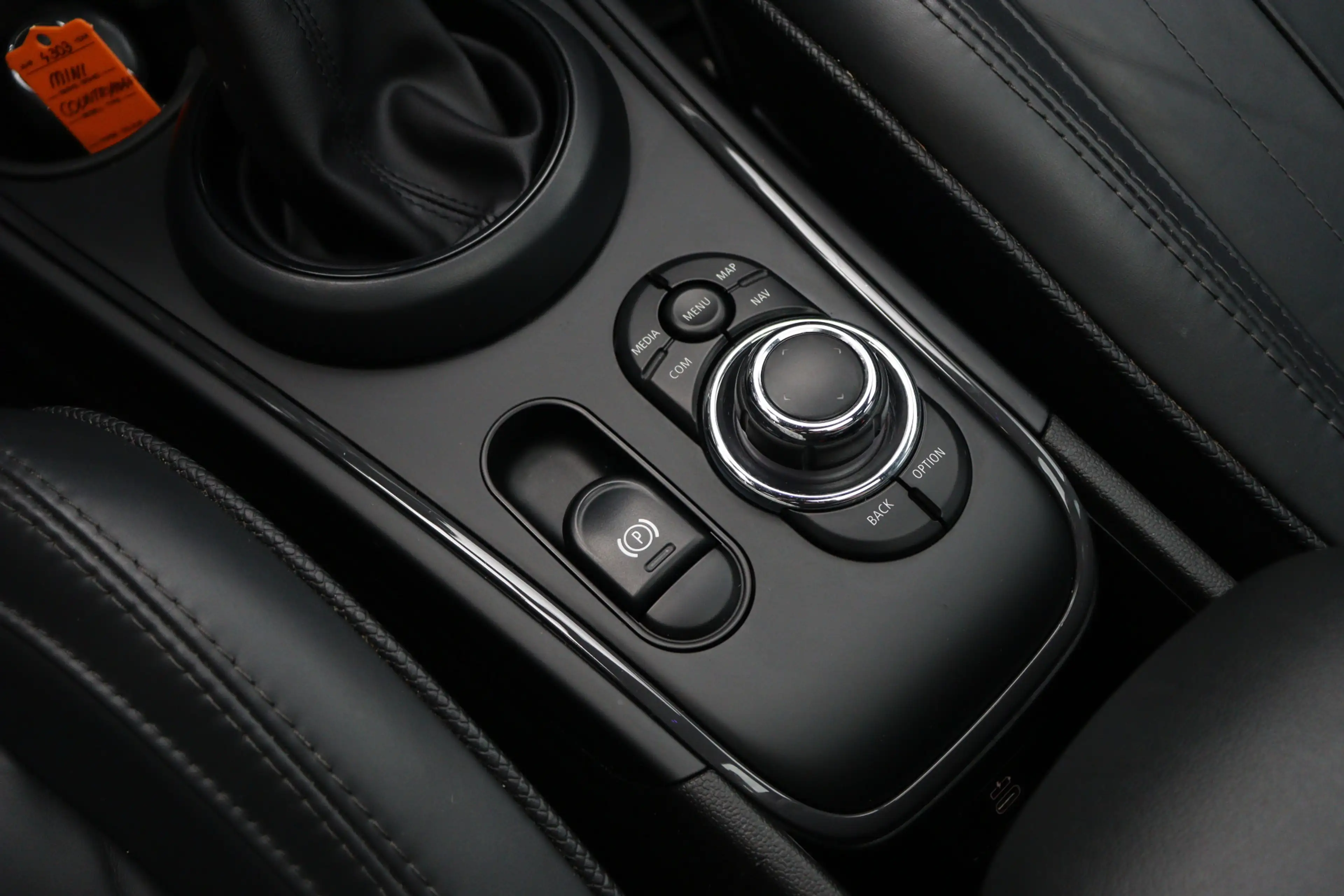 MINI Cooper SE Countryman 1.5 ALL4 Chili | Pano | Leder | Camera | — photo 35