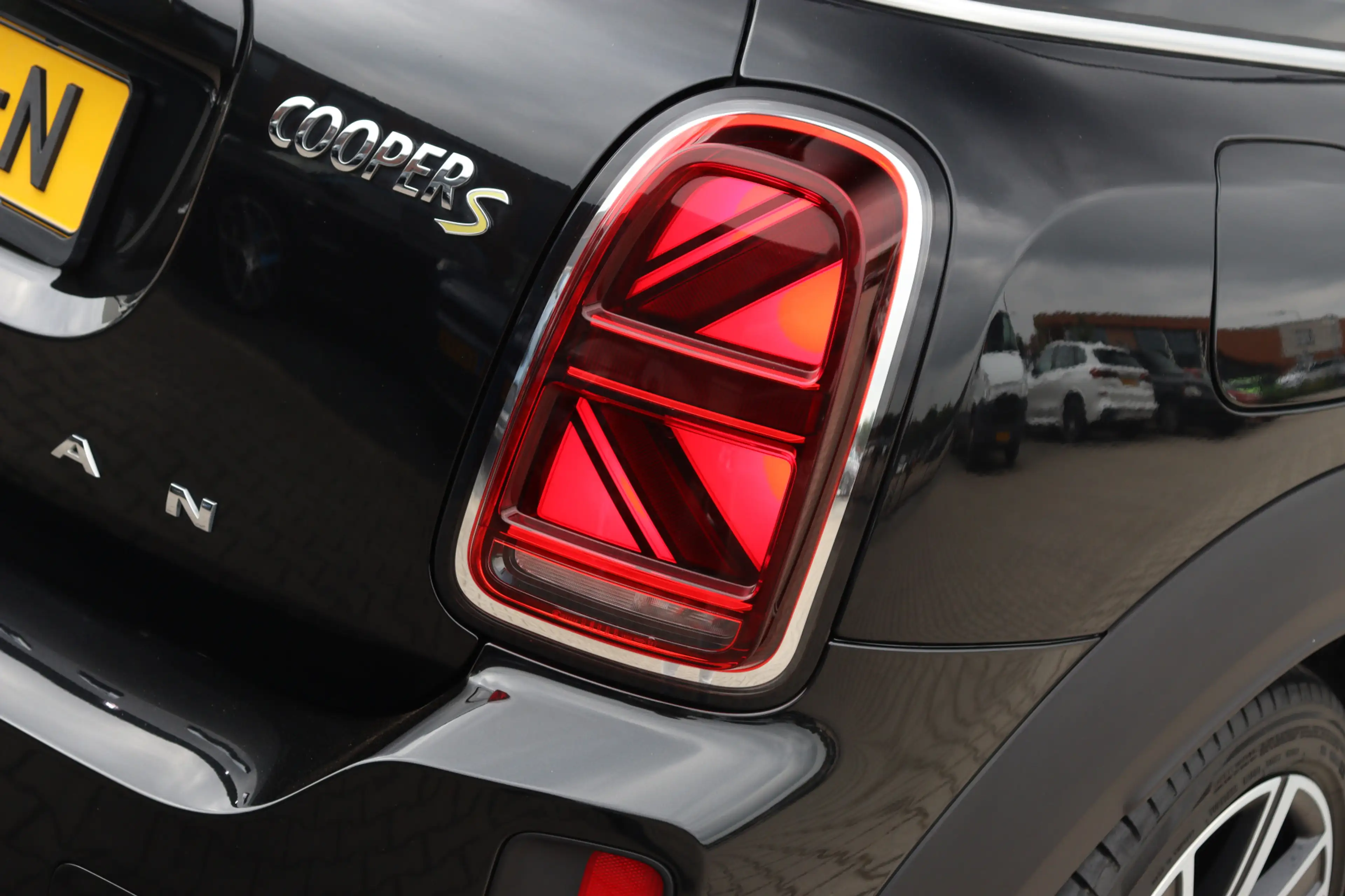MINI Cooper SE Countryman 1.5 ALL4 Chili | Pano | Leder | Camera | — photo 10