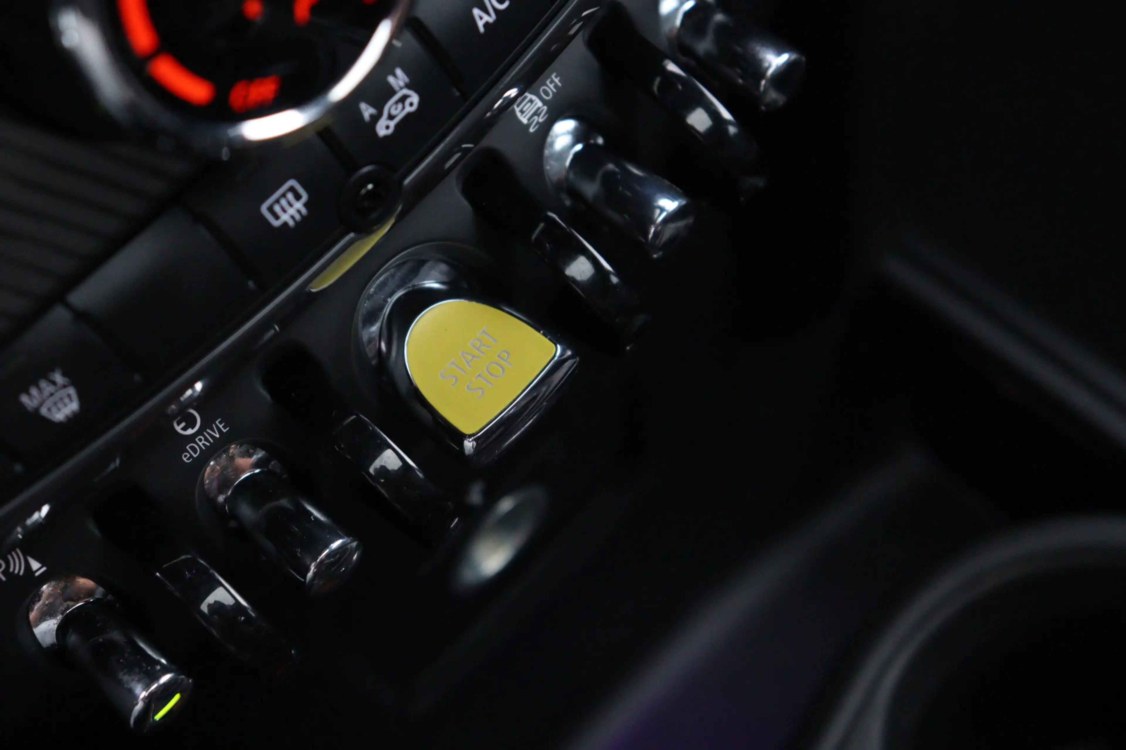 MINI Cooper SE Countryman 1.5 ALL4 Chili | Pano | Leder | Camera | — photo 33