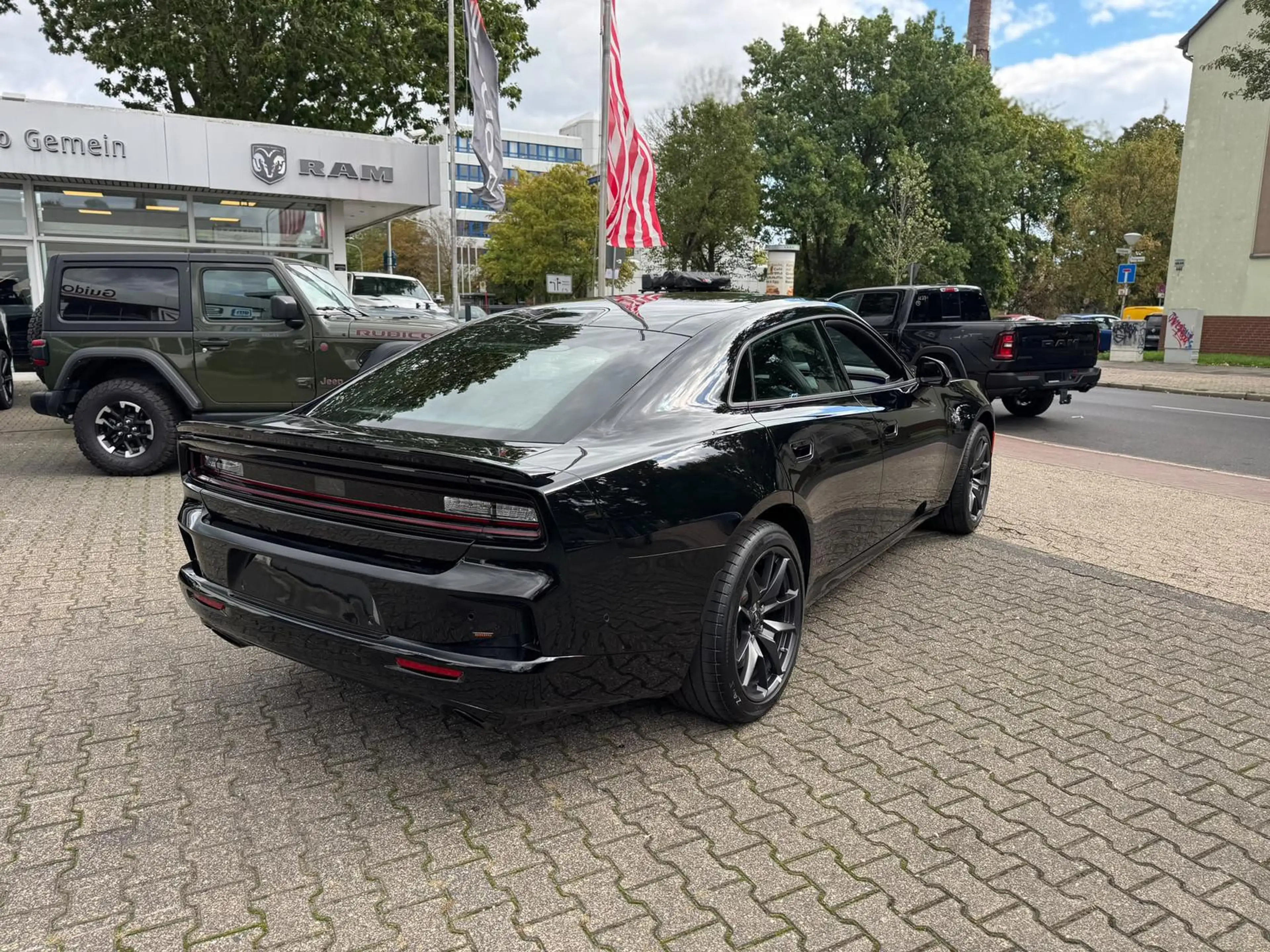 Dodge Charger Scat Pack AWD 2026 + Launch age — photo 6