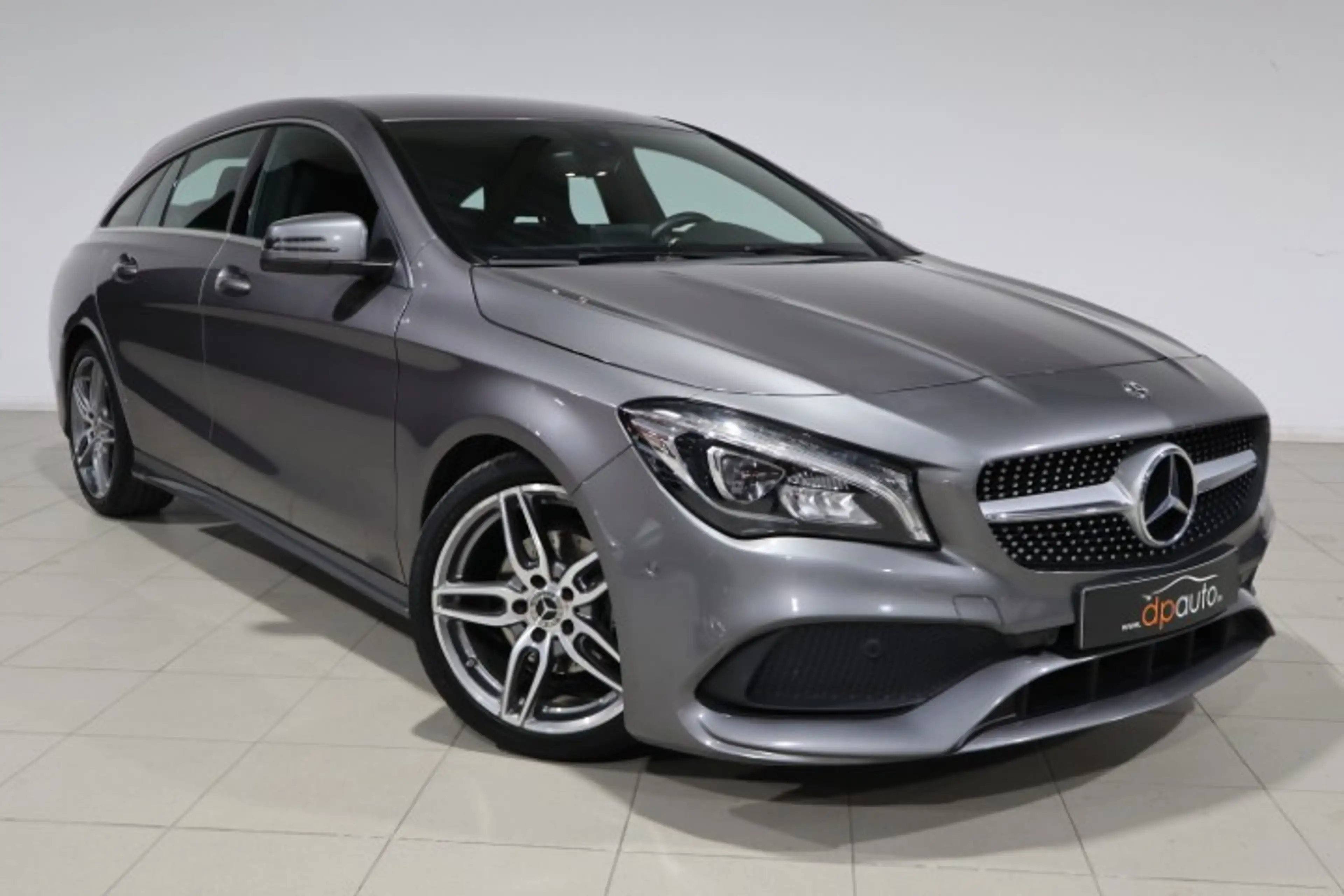 Mercedes-Benz CLA 180 CLA 180  AMG Pack