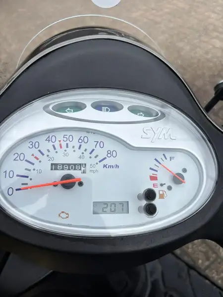 SYM Fiddle 50 - foto 6