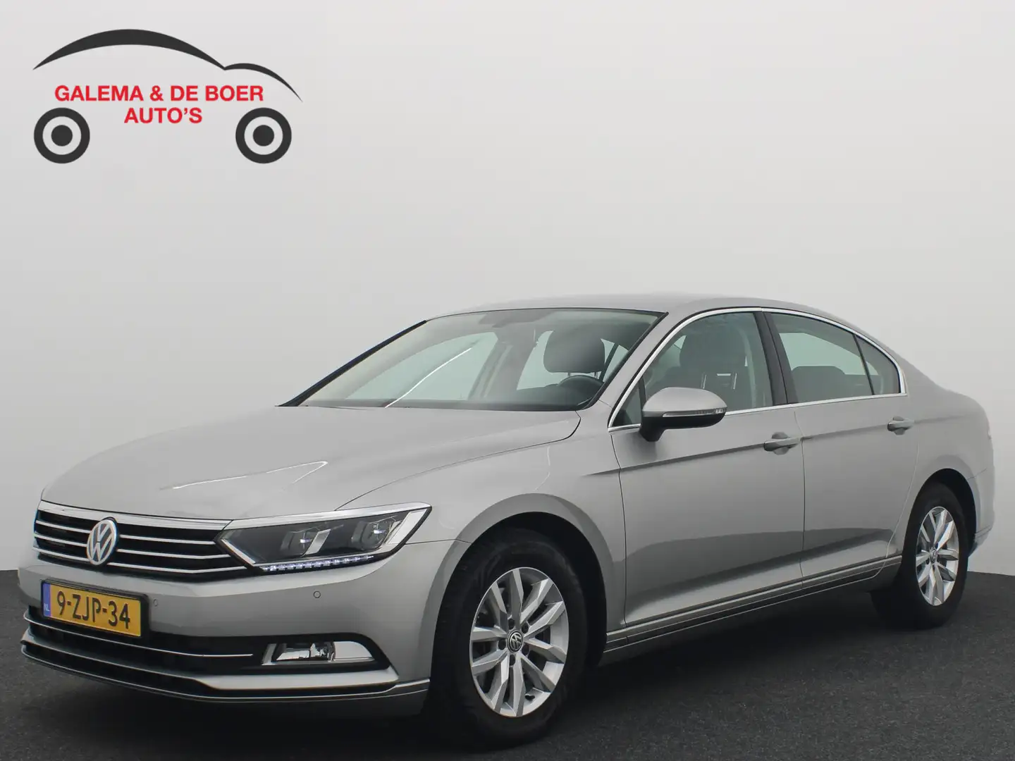 Volkswagen Passat 1.4 TSI ACT Comfortline FULL LED / NAVI / CLIMA / Gris - 1