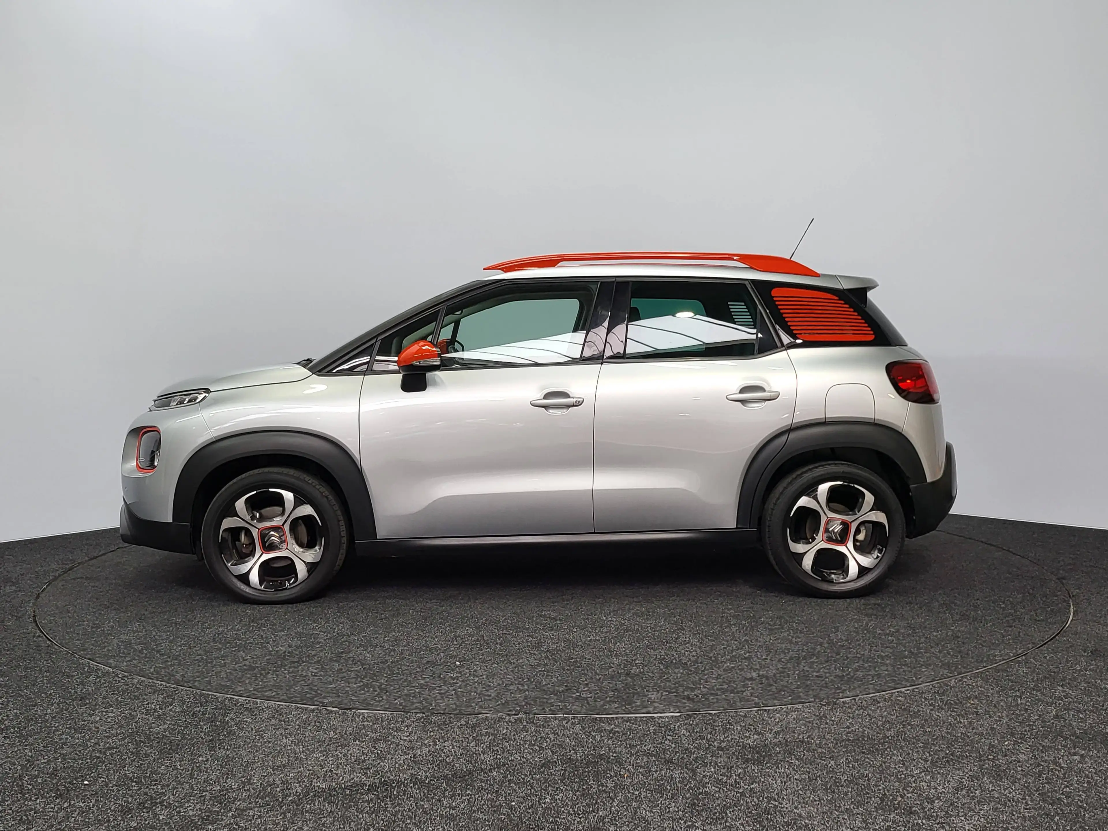 Citroen C3 Aircross 1.2 PT | Automaat | 2019 | 41.494 km | HUD | CarPlay | Navi | Camera | PDC | Trekhaak — photo 3