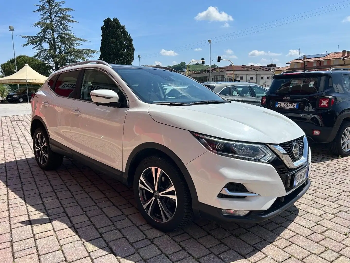 Nissan Qashqai 1.7 dCi 150 CV 4WD CVT N-Connecta Blanc - 2