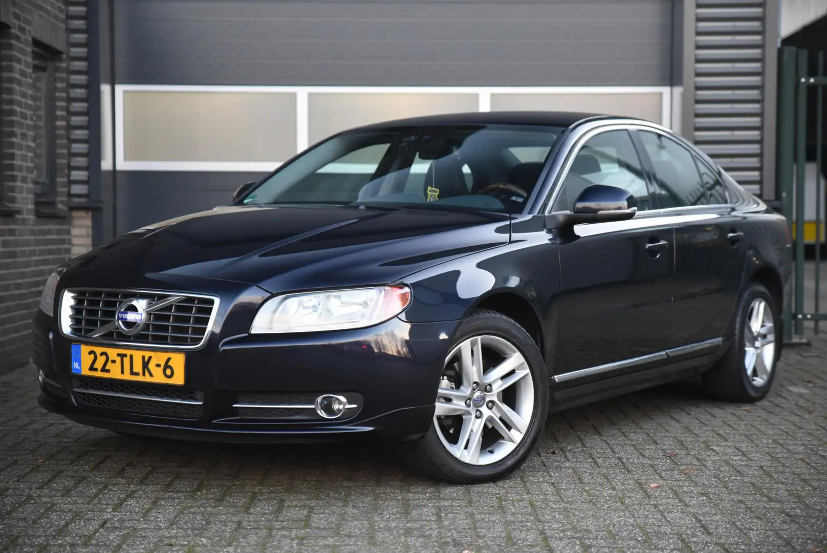 Volvo S80 1.6 T4 Momentum EXPORT Blau - 1