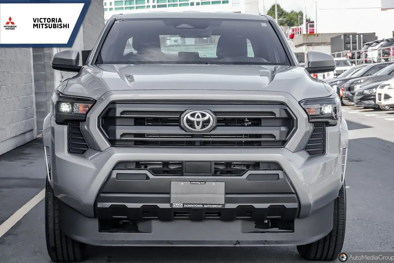 Toyota Tacoma снимка Toyota Tacoma