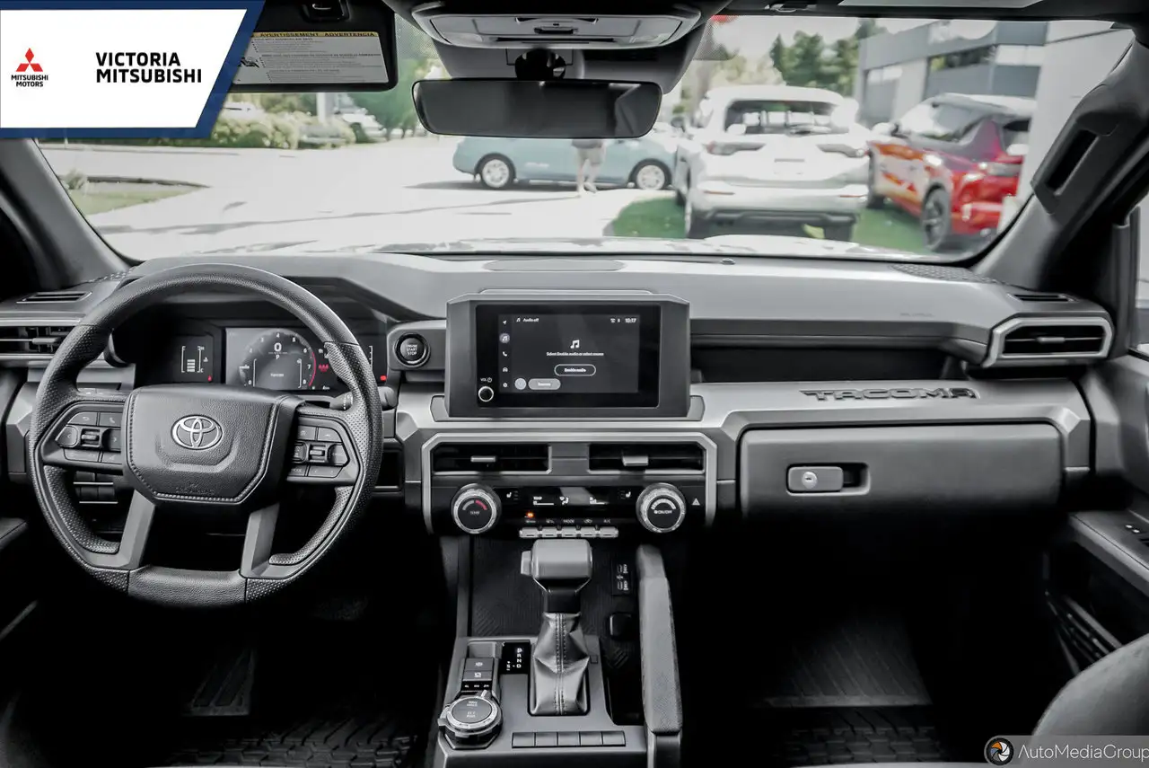 Toyota Tacoma снимка Toyota Tacoma