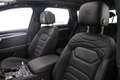 Volkswagen Touareg R 3.0 TSI eHybrid 462pk Tiptronic Panoramadak, Luc Zwart - thumbnail 4