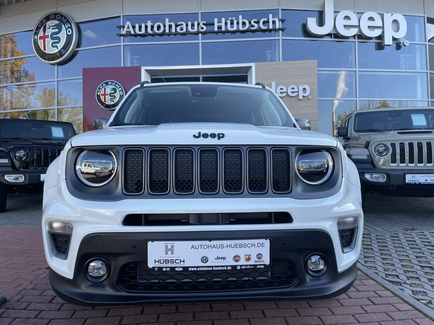 Jeep Renegade 4xe S Plug-In-Hybrid Weiß - 1