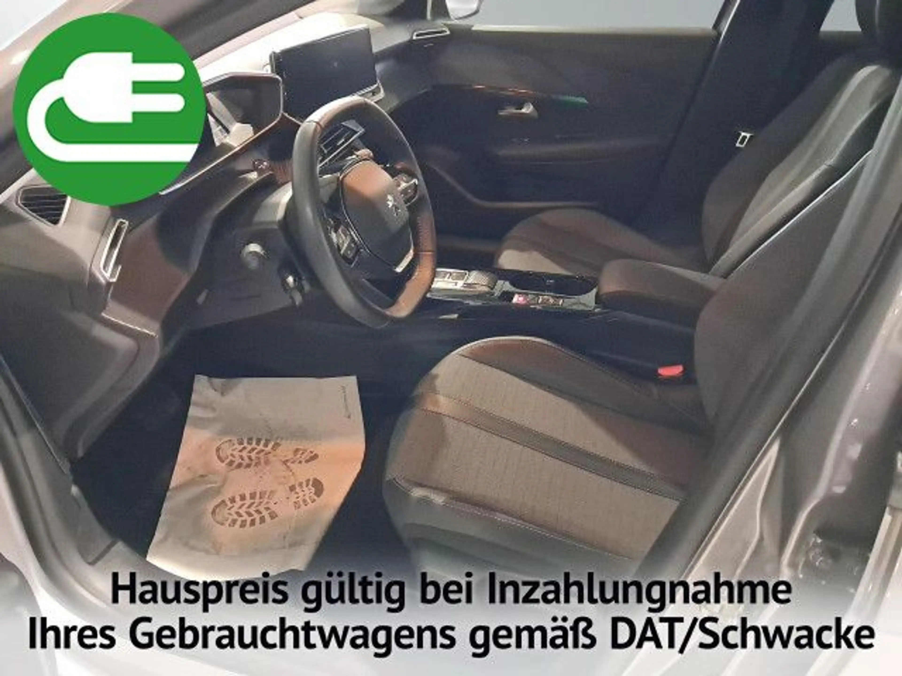 Peugeot 208 E- ALLURE PACK 136 / 11KW OBC / 98% SOH Navi — photo 13