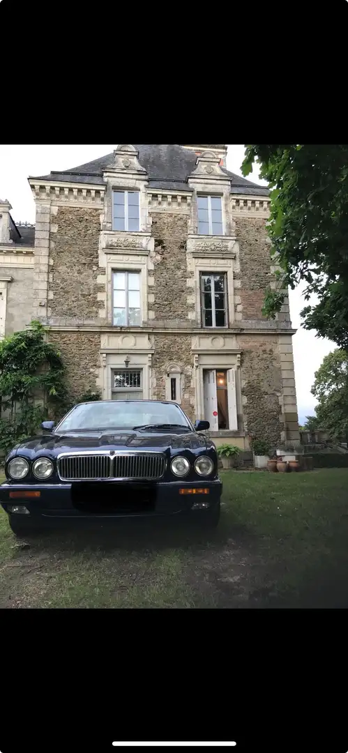 Jaguar XJ6 3.2 Executive A Bleu - 2