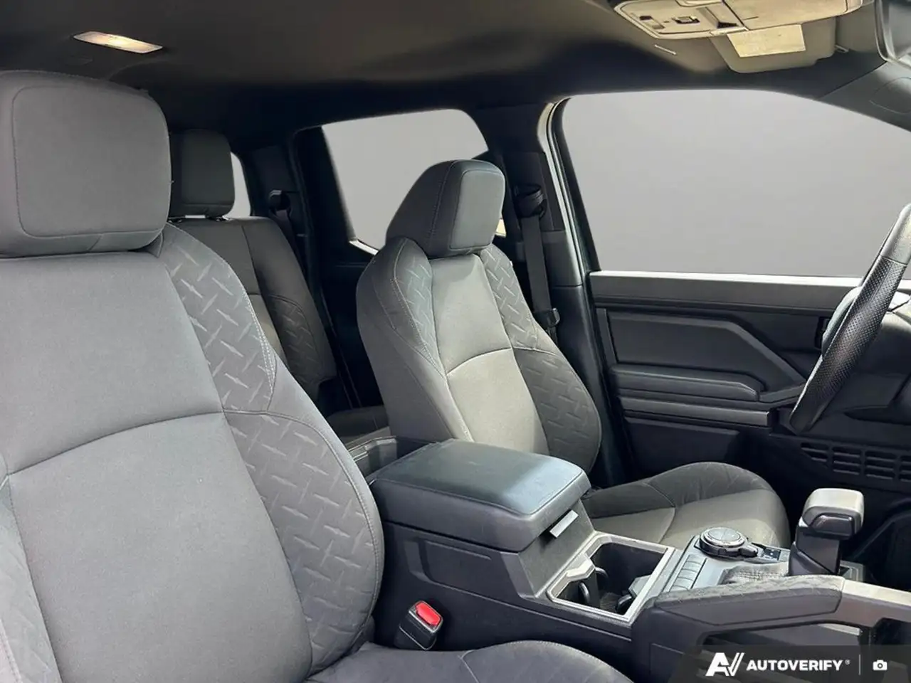 Toyota Tacoma снимка Toyota Tacoma