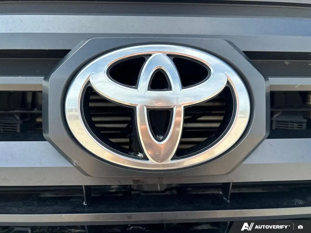 Toyota Tacoma снимка Toyota Tacoma