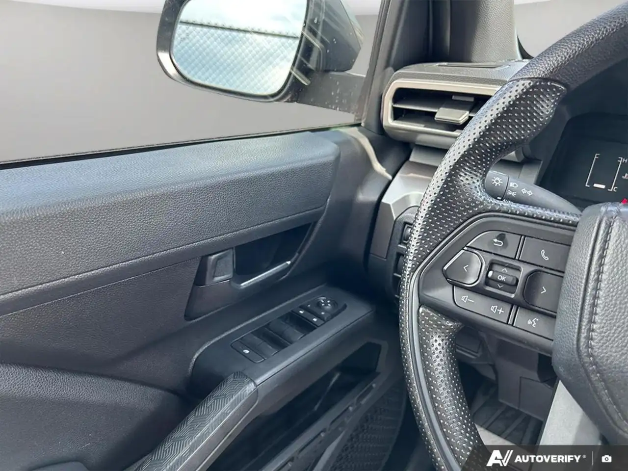 Toyota Tacoma снимка Toyota Tacoma