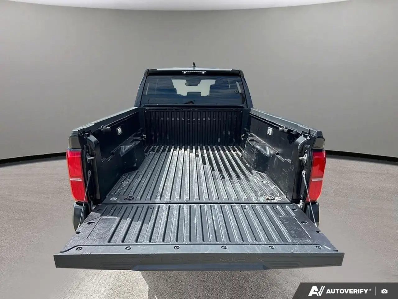 Toyota Tacoma снимка Toyota Tacoma