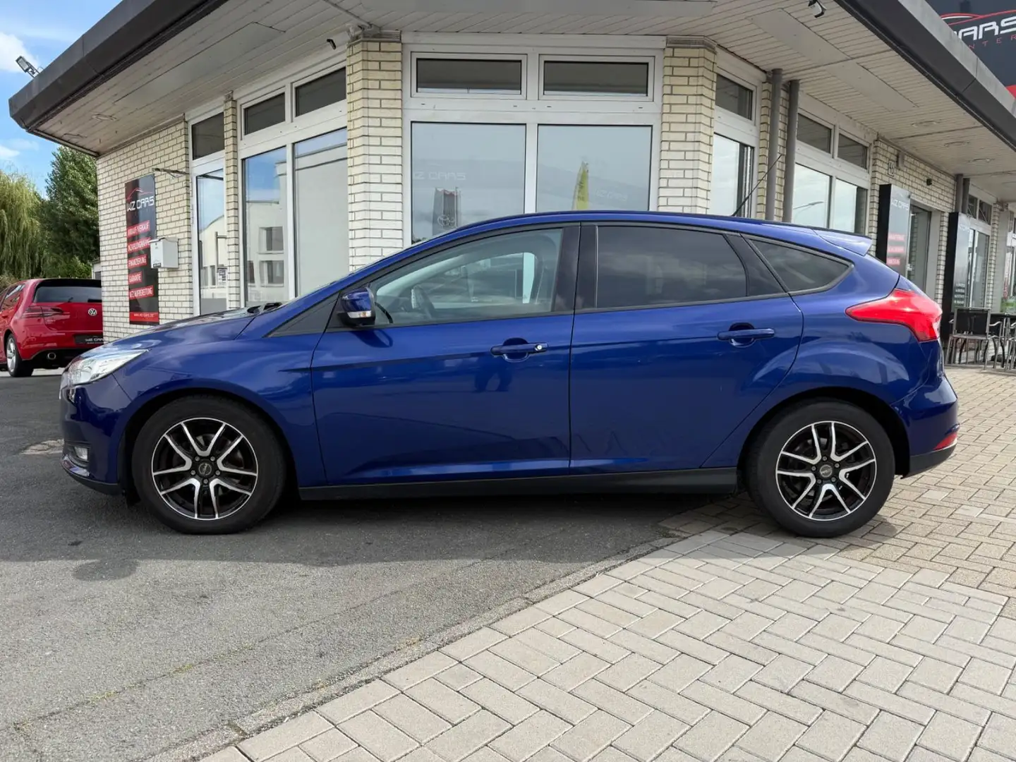 Ford Focus Lim. Business NAVI KLIMA PDC Bleu - 2