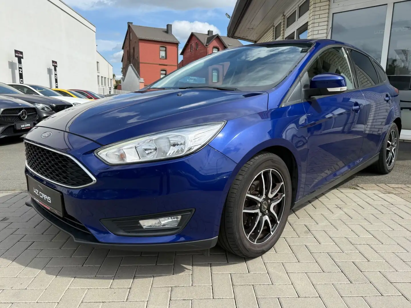 Ford Focus Lim. Business NAVI KLIMA PDC Bleu - 1