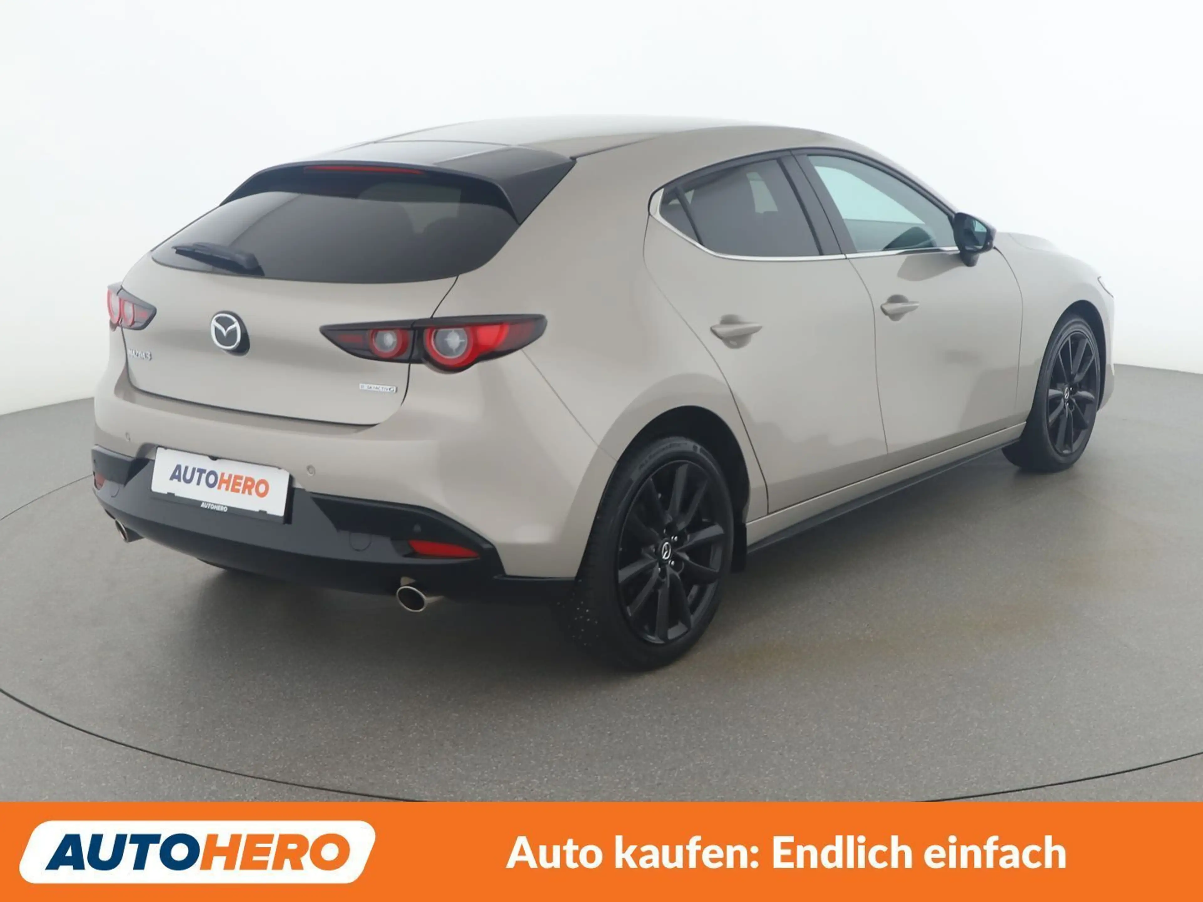 Mazda 3 2.0 Skyactiv-G Mild-Hybrid Exclusive-Line — photo 6