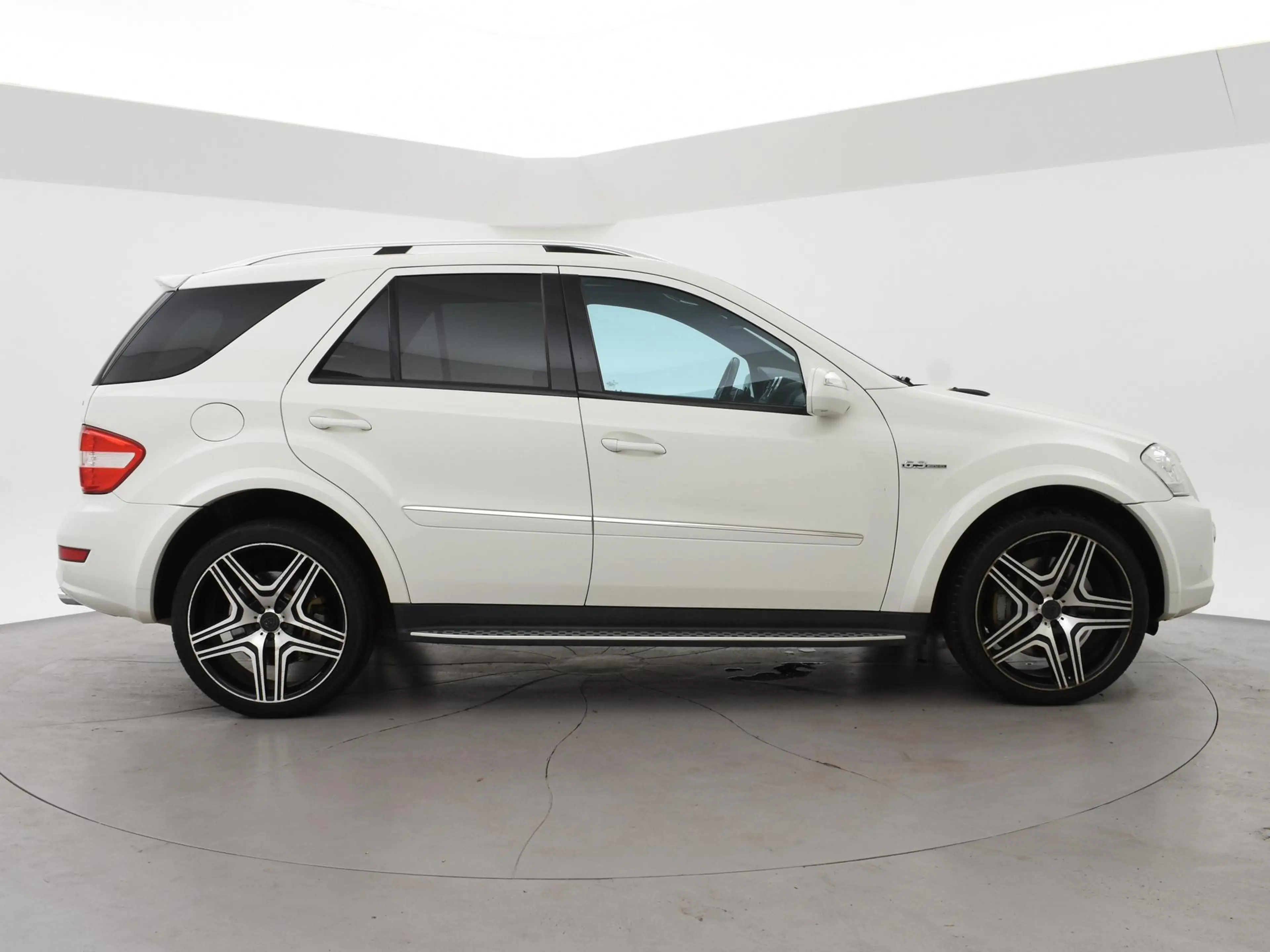 Mercedes-Benz ML 63 AMG M-klasse 510 PK V8 FACELIFT MODEL + 22 INCH LMV | — photo 26