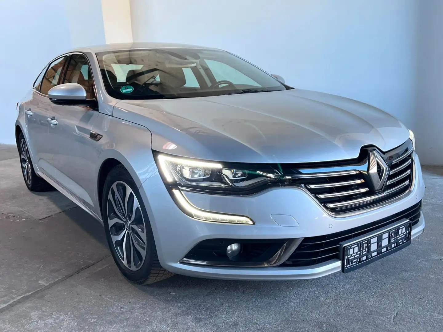 Renault Talisman Intens *Automatik, Massage, Kamera* Grijs - 2