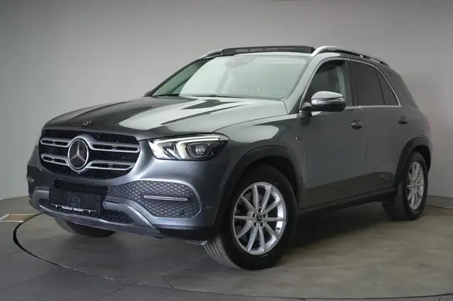 Mercedes-Benz Gle view 3