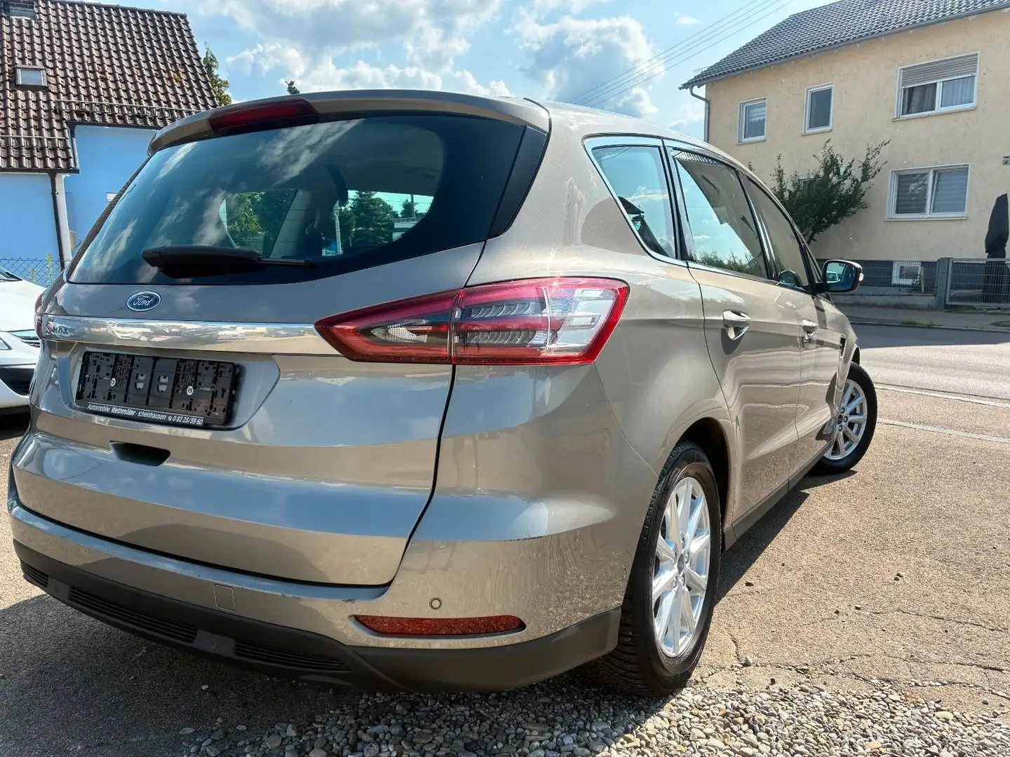 Ford S-Max 2.0 TDCi  Titanium Finanz.o.Anzahlung/Gara Argent - 2
