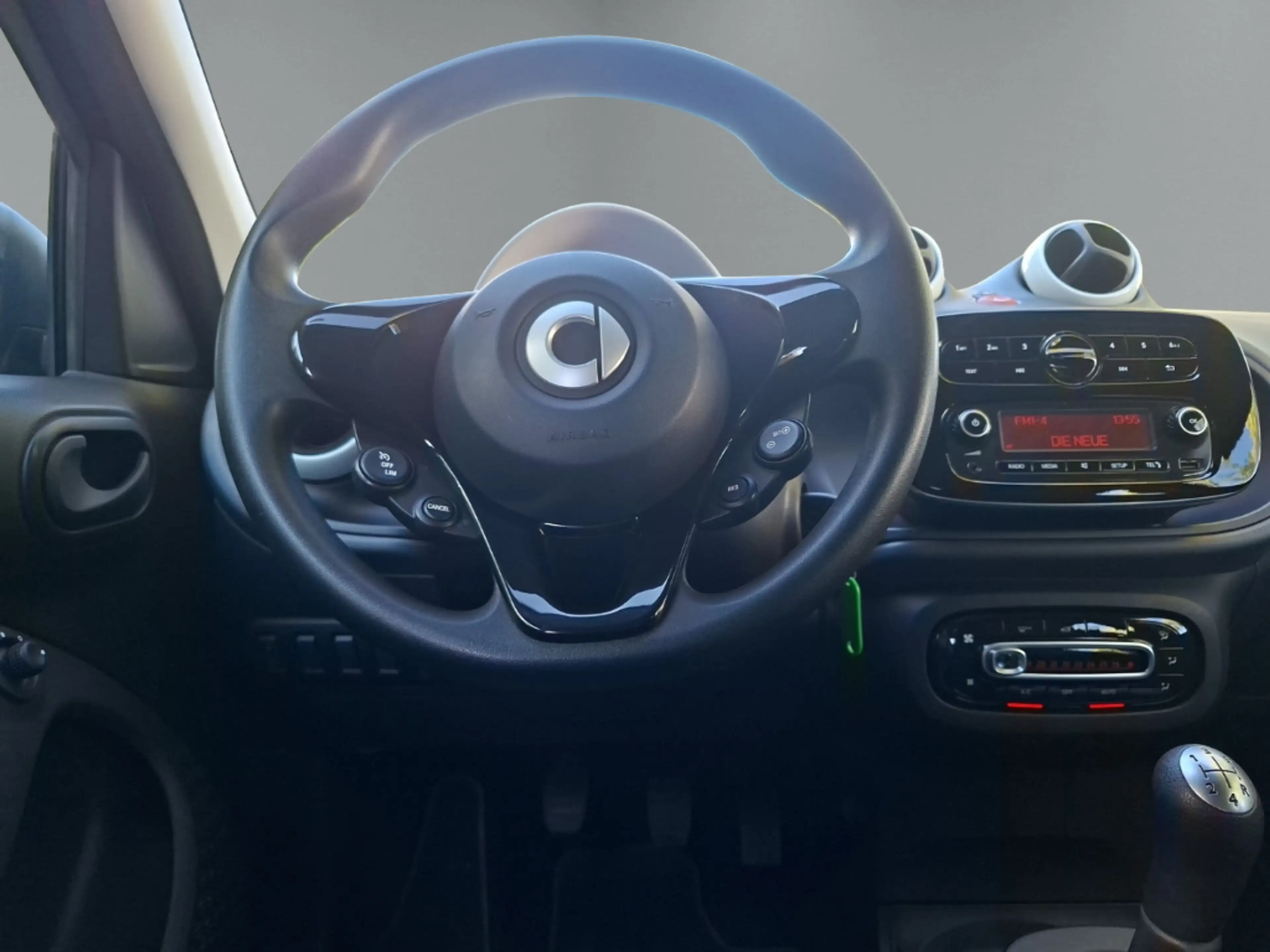 smart forFour Basis 52 kW Klimaautom SHZ Temp Berganfahrass. GA — photo 14