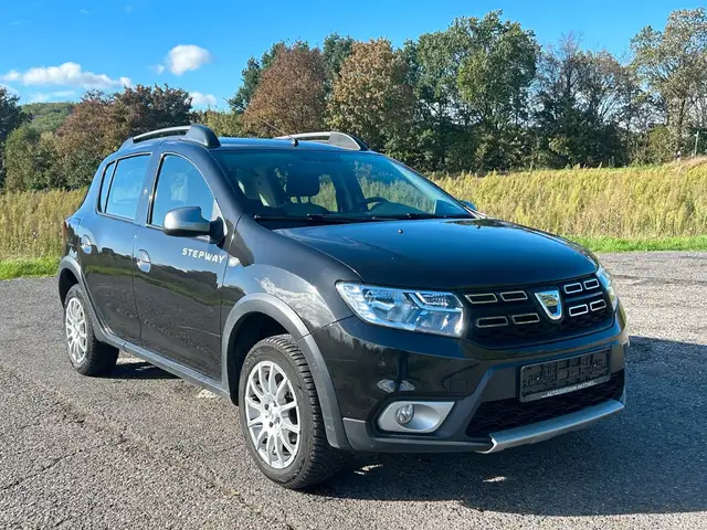 Dacia Sandero view 7
