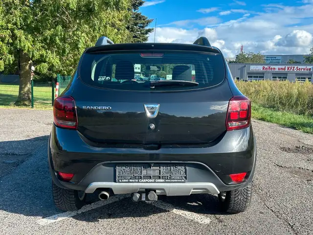 Dacia Sandero view 4