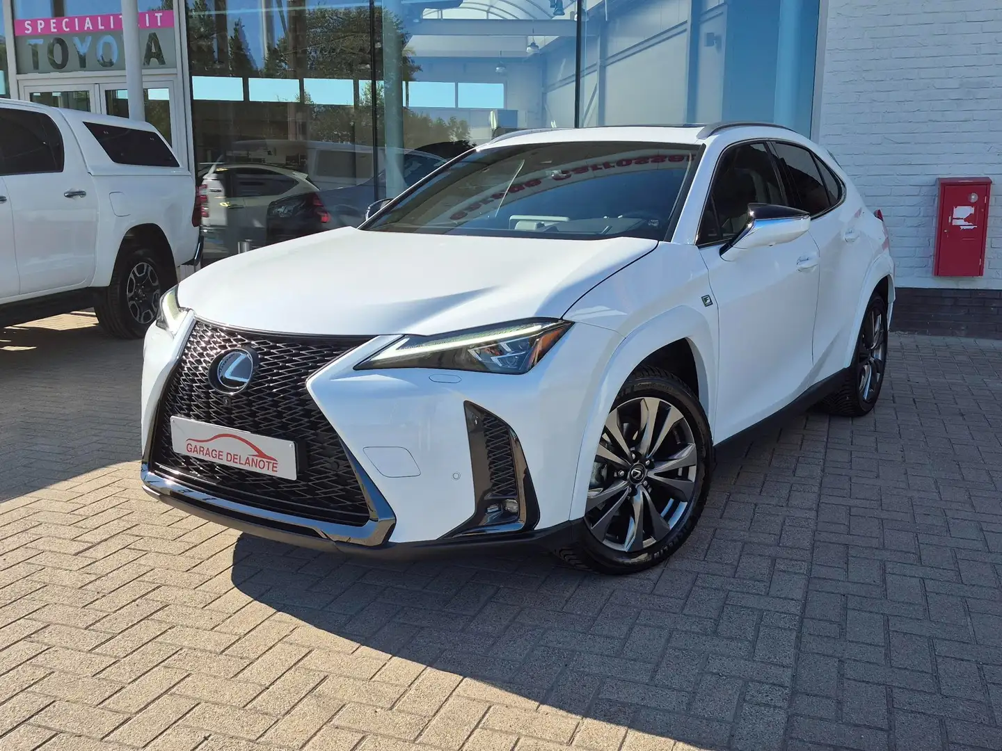 Lexus UX 250h AWD F-SPORT LINE +Open dak +Mark Levinson +360° Blanc - 1